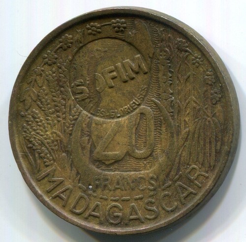 Madagascar c1952 68 iles - -,